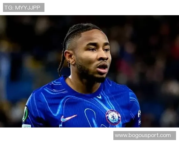 恩昆库重返米兰合练奇克继续进行单独训练