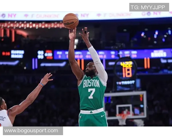 本赛季表现惊艳的球员名单场均得分25以上真实命中率超65百分比