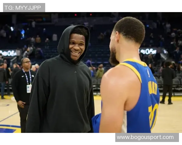 科尔:库里复出将助力斯潘塞上场他的表现是球队胜利的关键因素 科尔:库里复出将助力斯潘塞上场他的表现是球队胜利的关键因素