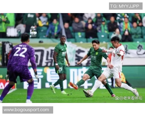 中超前四强如同连环车祸争冠悬念依旧引人关注