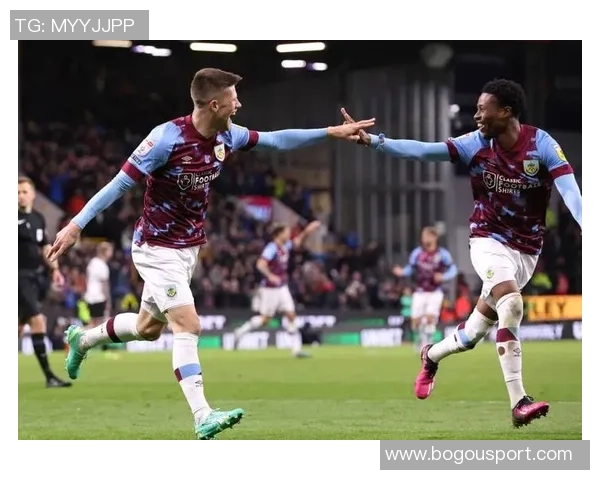 切尔西力争英超三连胜古斯托单人海报助阵客战伯恩利